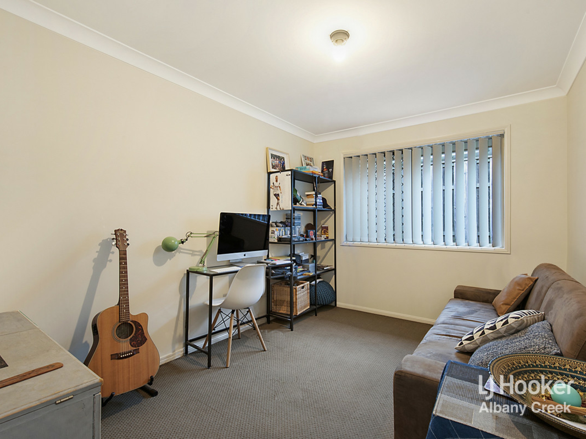 1 Bend Court, EATONS HILL