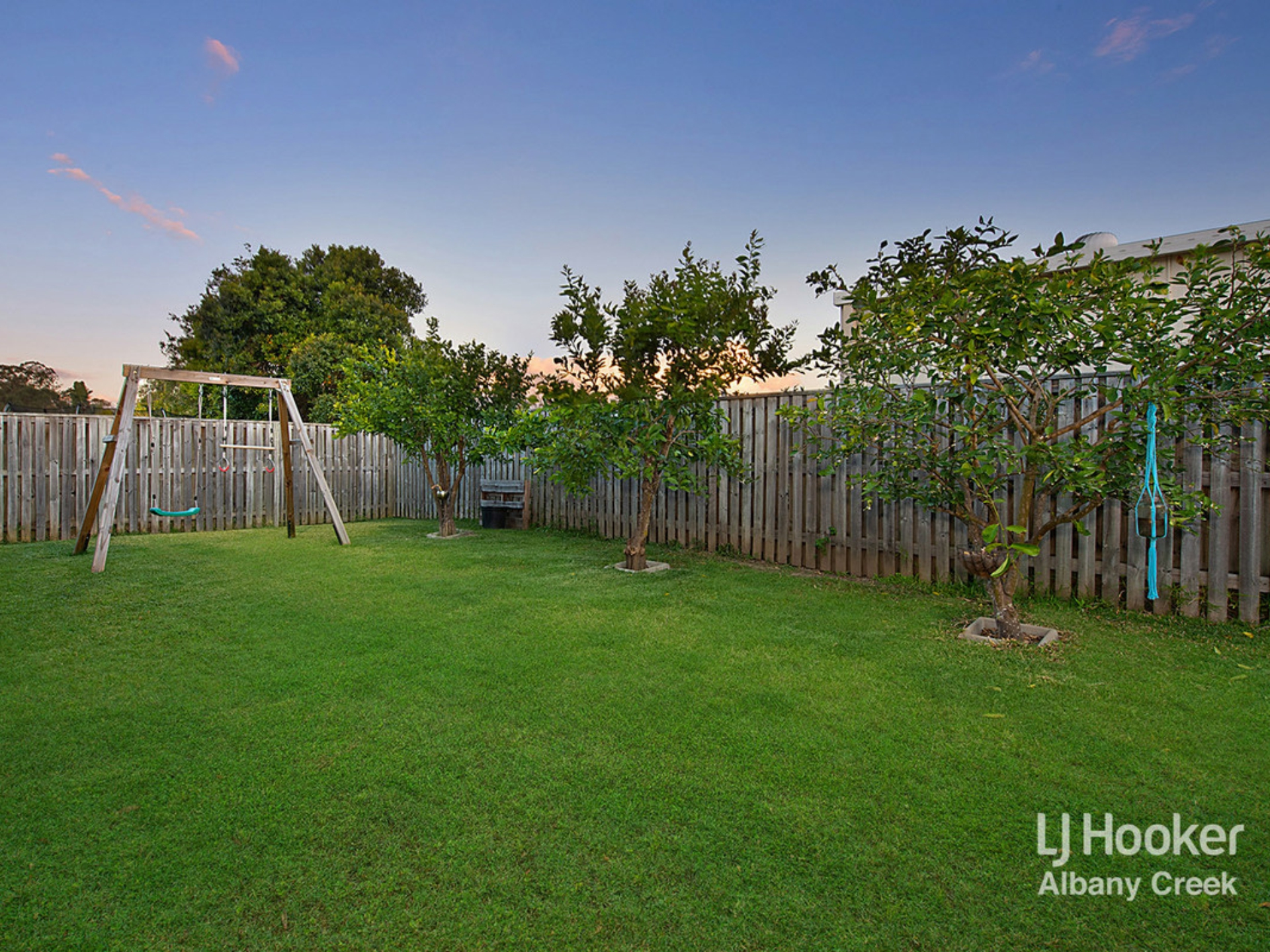 1 Bend Court, EATONS HILL