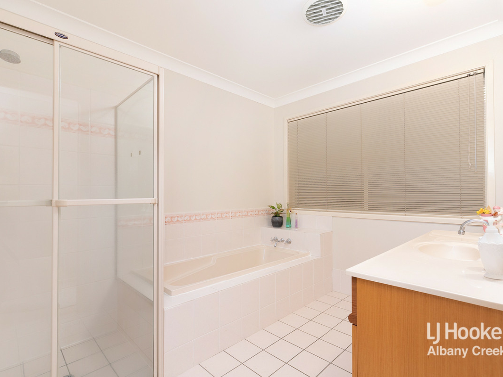 6 Stavewood Court, HIGHVALE
