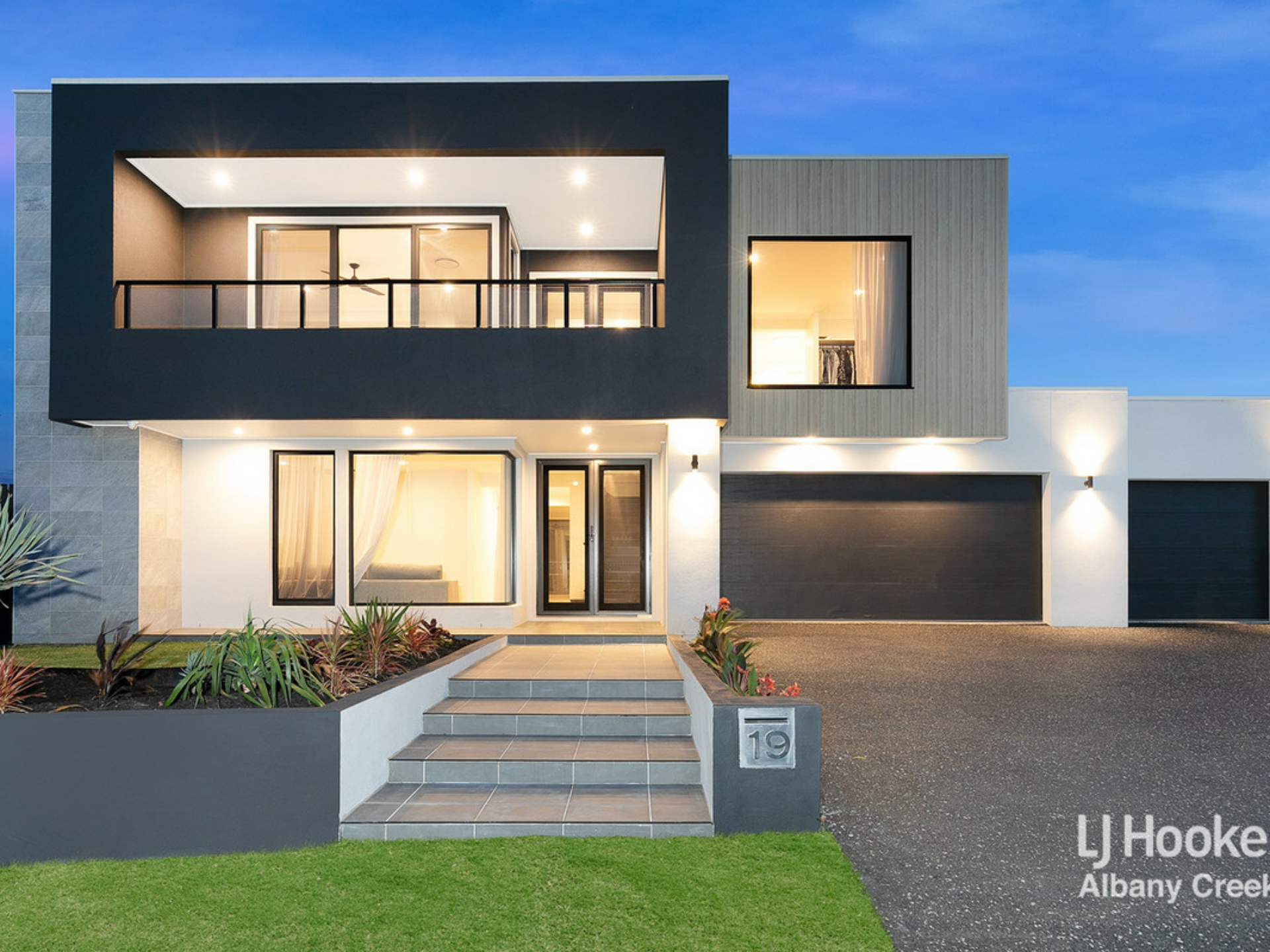 19 Superior Parade, BRIDGEMAN DOWNS