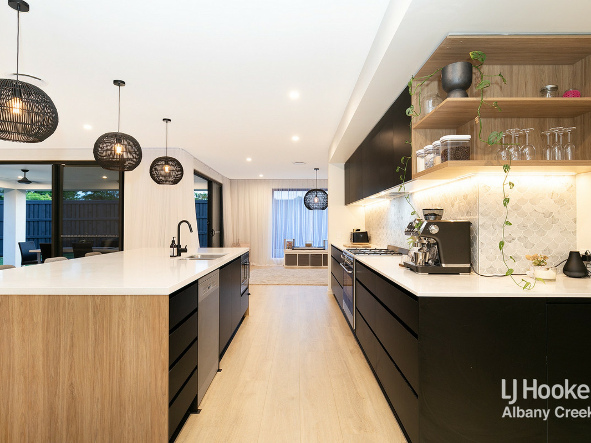 19 Superior Parade, BRIDGEMAN DOWNS