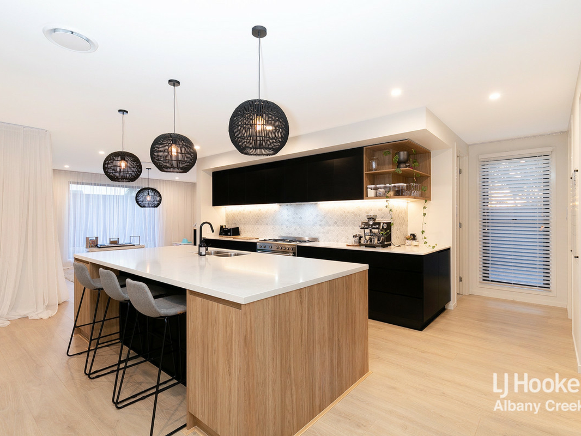 19 Superior Parade, BRIDGEMAN DOWNS