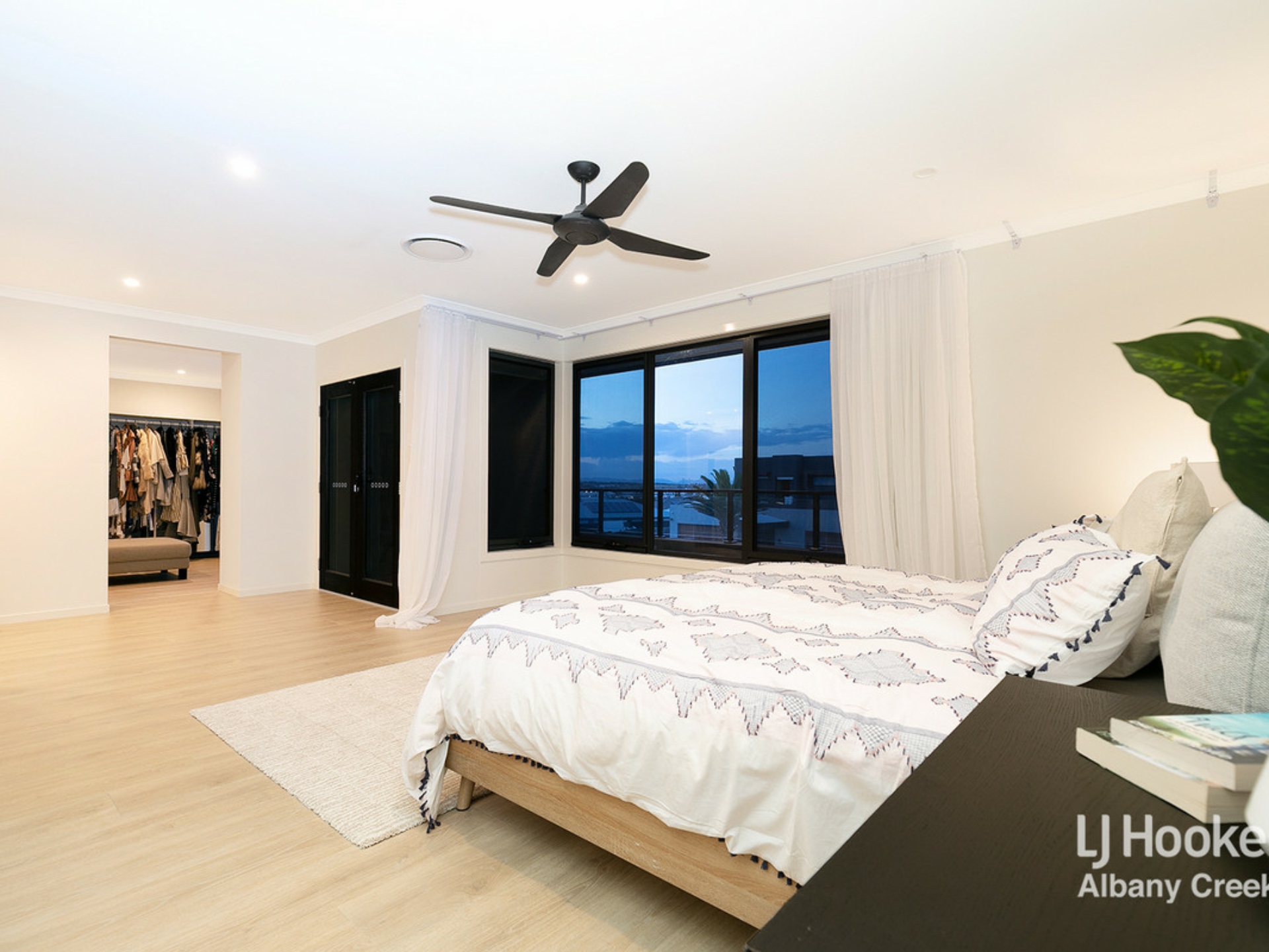 19 Superior Parade, BRIDGEMAN DOWNS