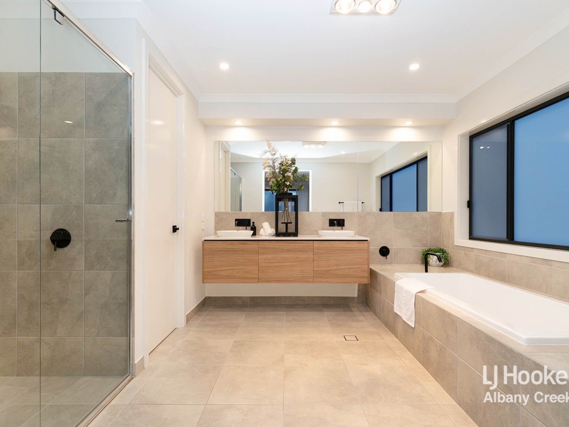 19 Superior Parade, BRIDGEMAN DOWNS