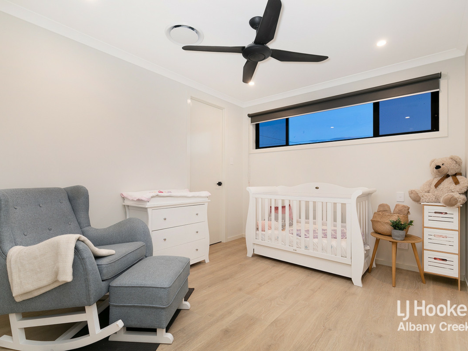 19 Superior Parade, BRIDGEMAN DOWNS