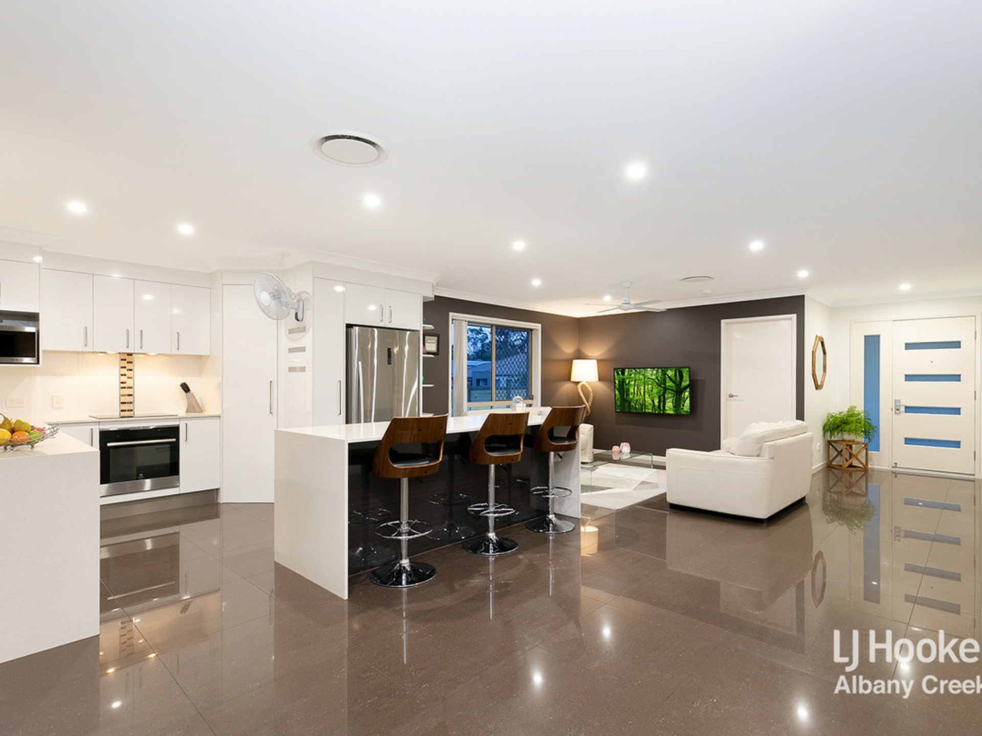 97 Brisbane Road Warner QLD
