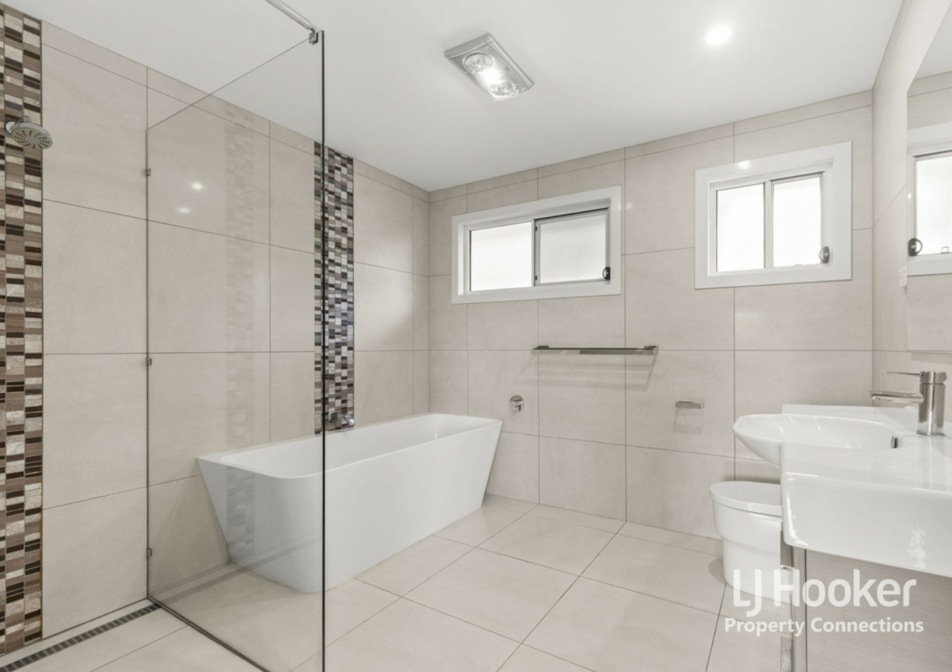 15 Cuthbert Street, ALBANY CREEK