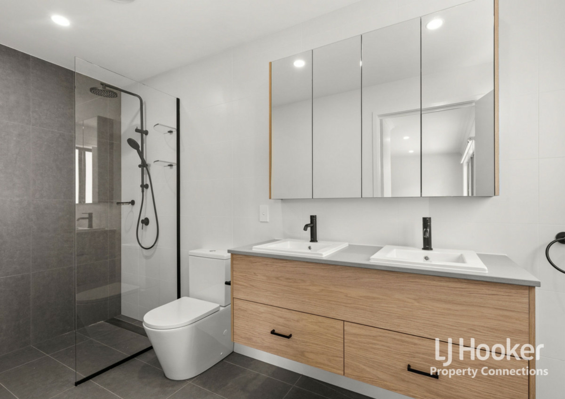 1/79 Leitchs Road, ALBANY CREEK