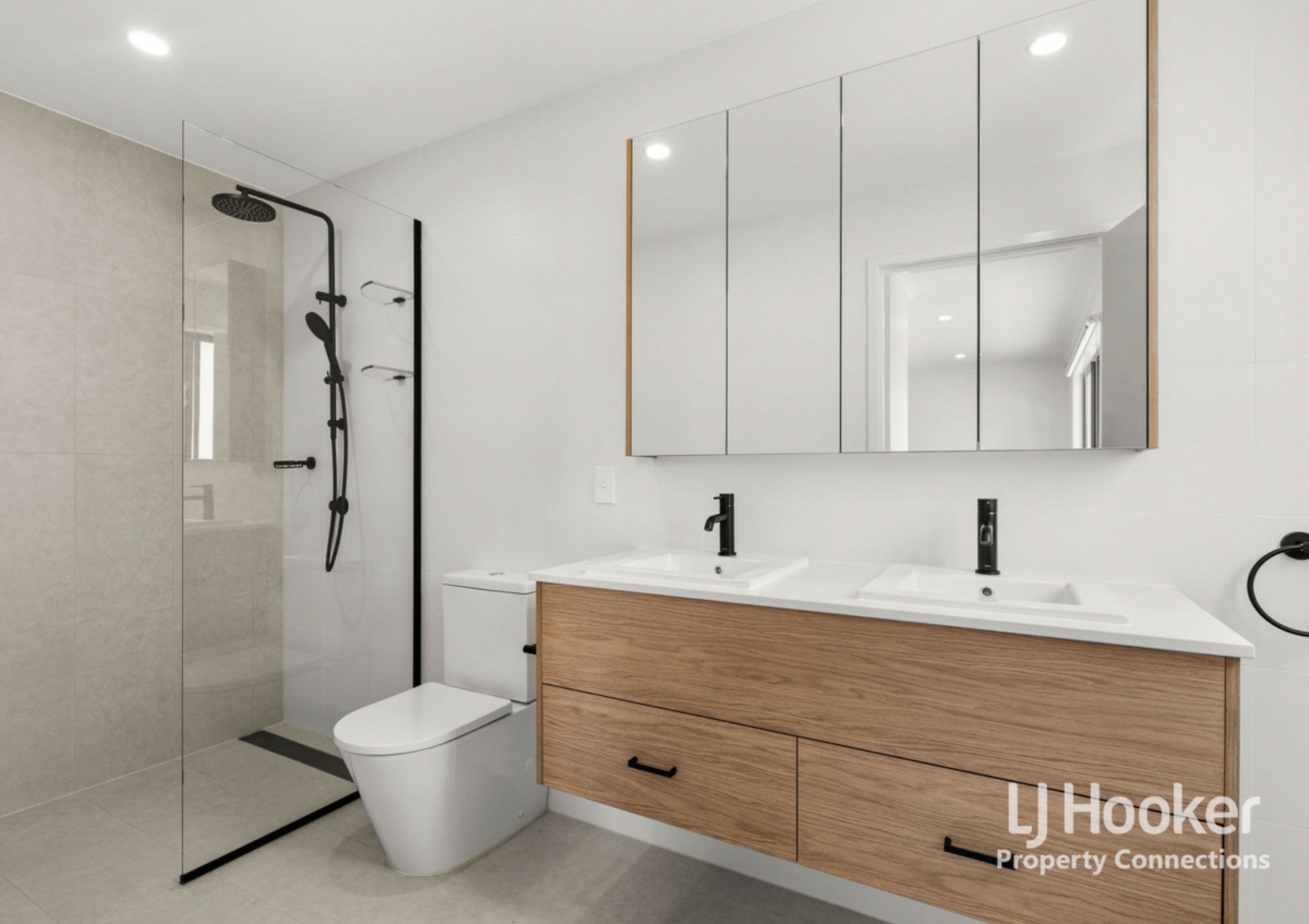 1/79 Leitchs Road, ALBANY CREEK