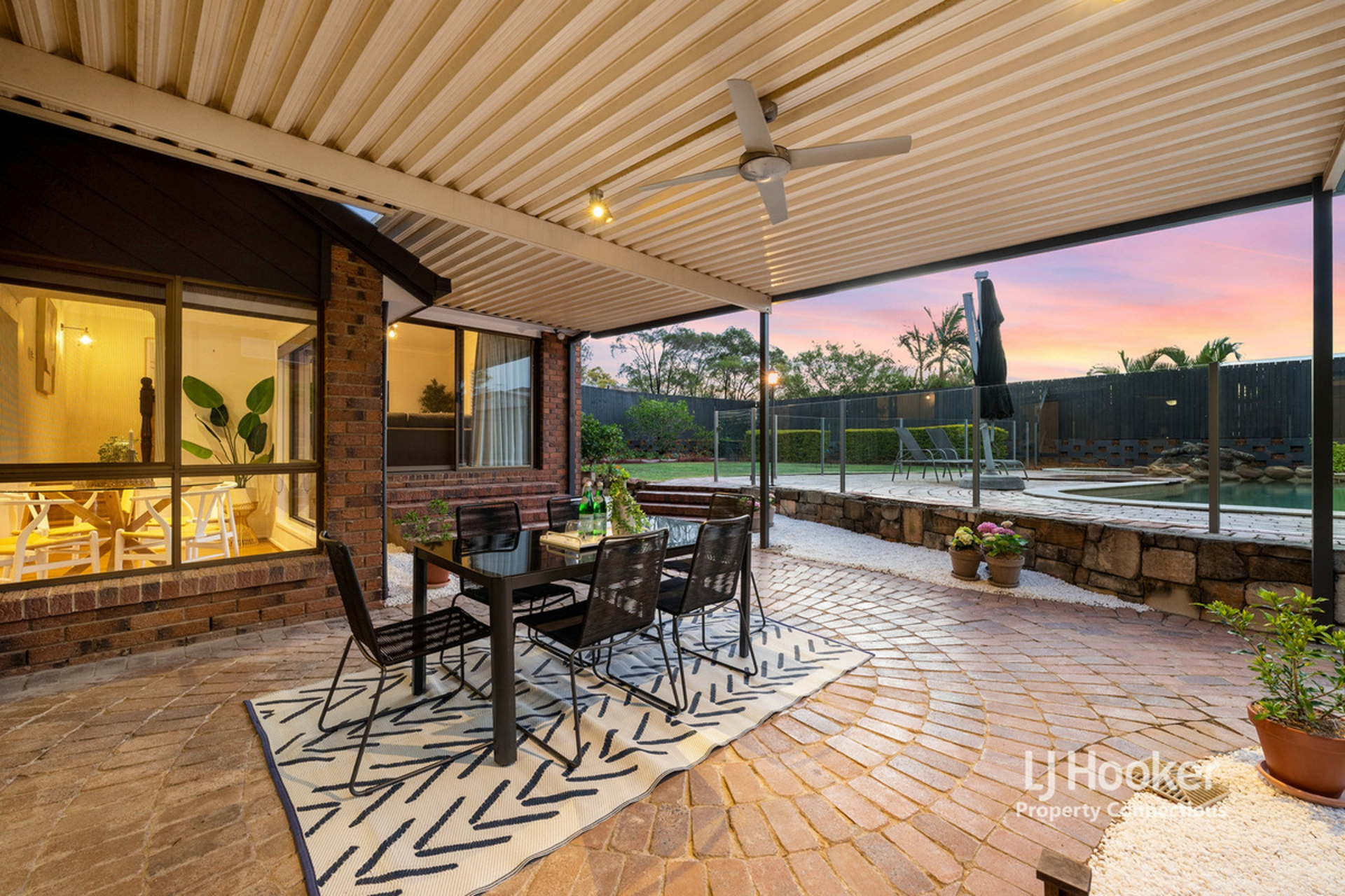 7 Franklin Court, ALBANY CREEK