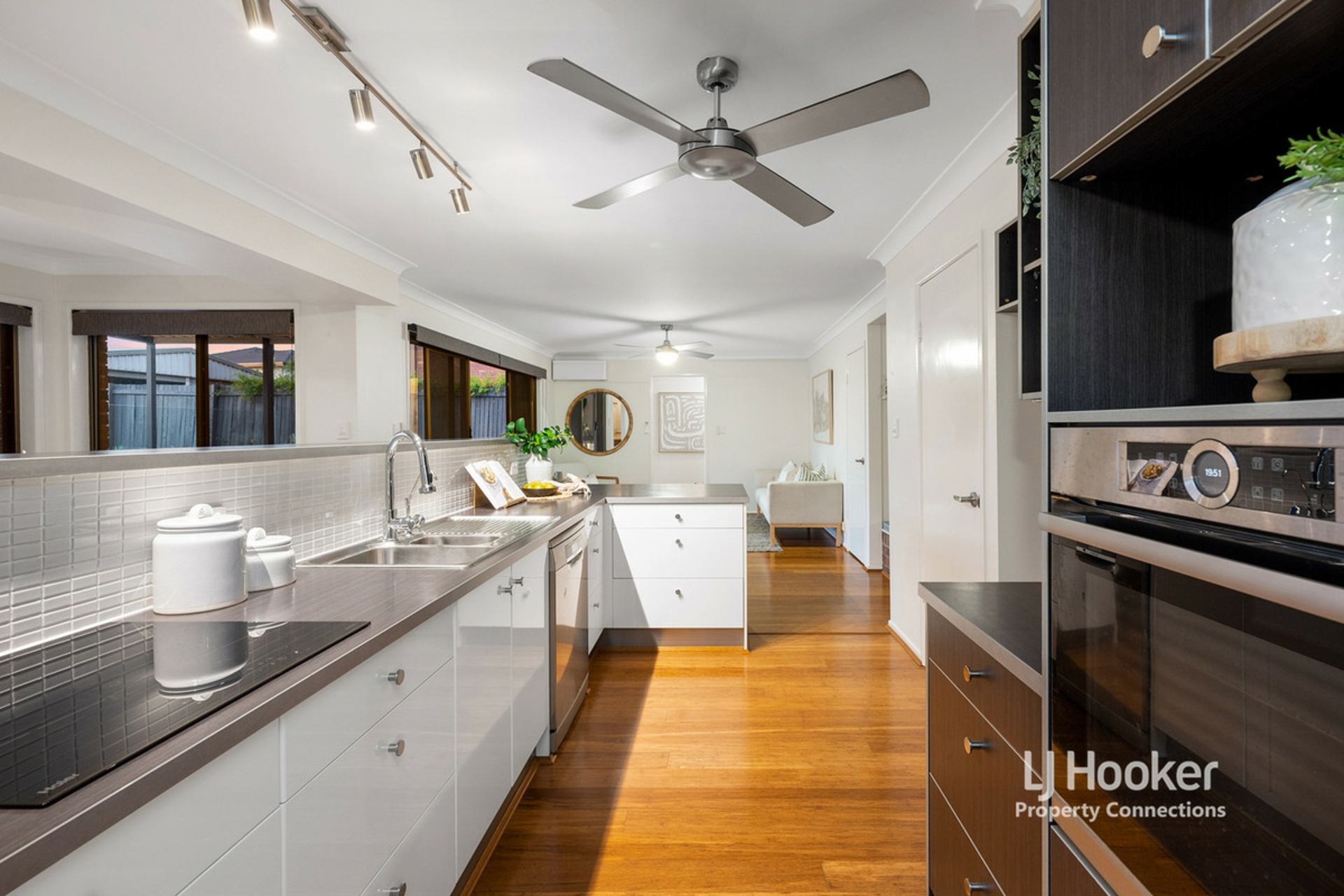7 Franklin Court, ALBANY CREEK