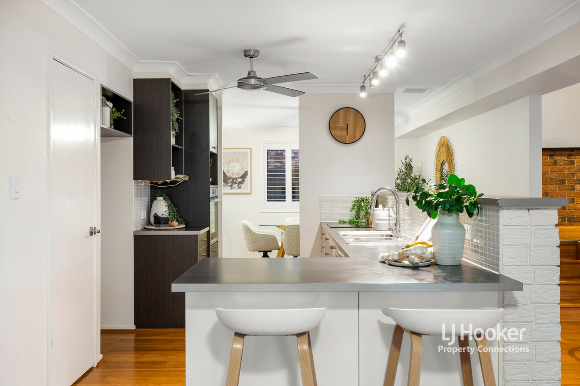 7 Franklin Court, ALBANY CREEK
