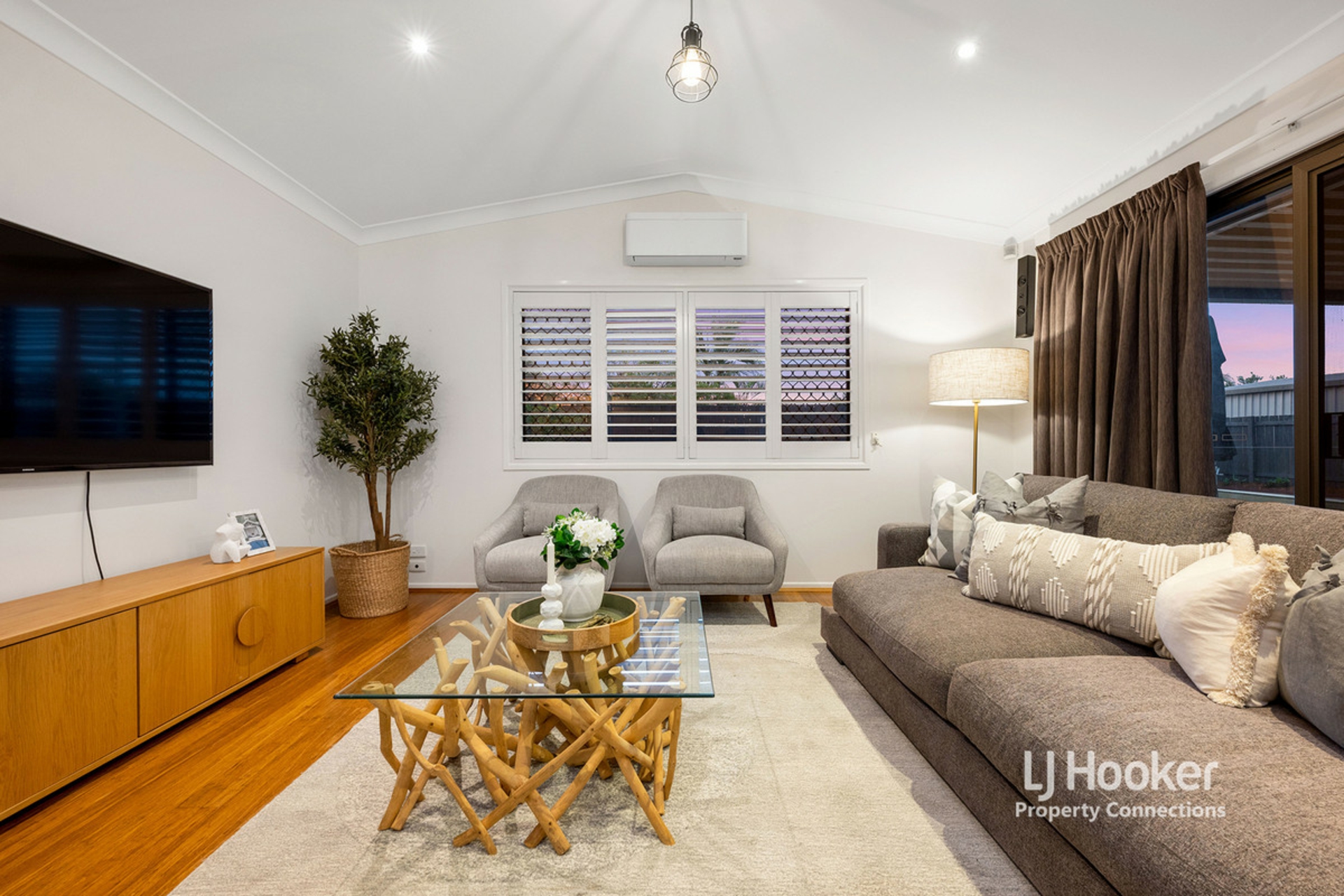 7 Franklin Court, ALBANY CREEK