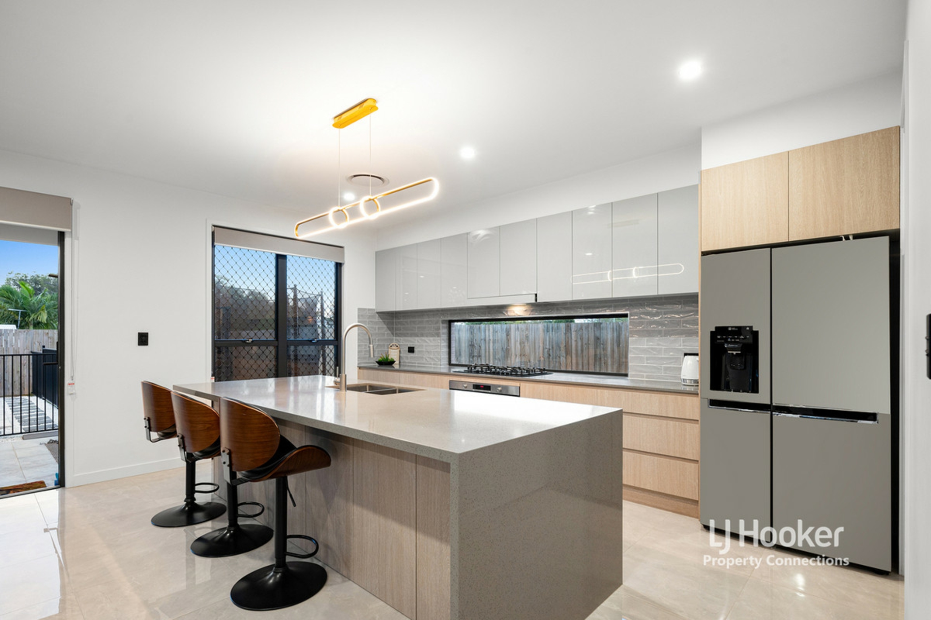 291 Kitchener Road, STAFFORD HEIGHTS