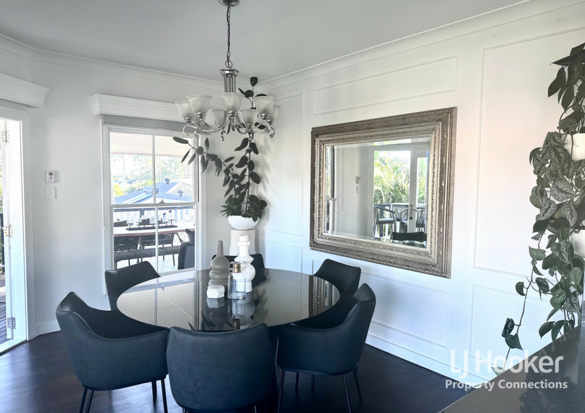 10 Hazelnut Close, WARNER