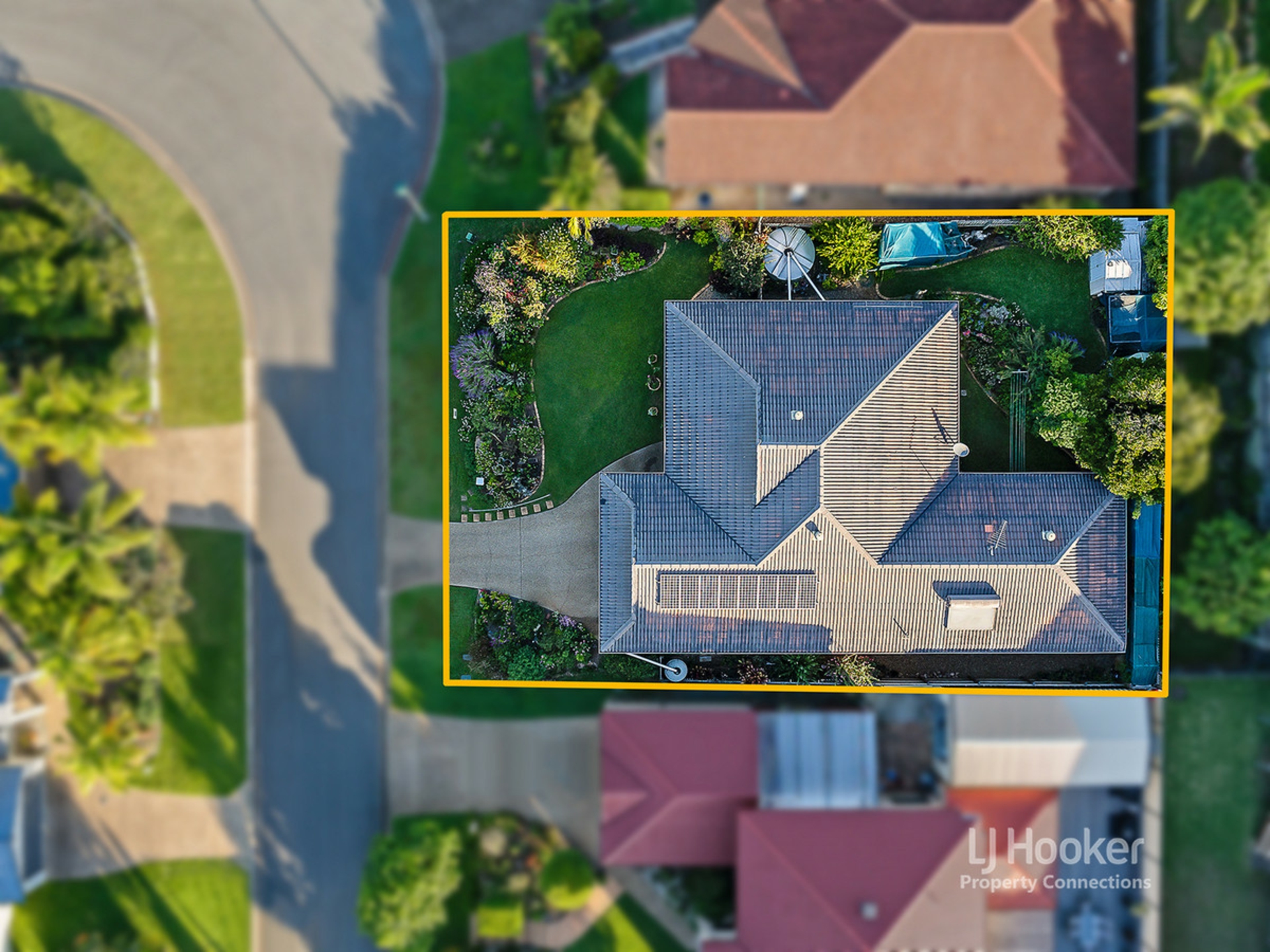 50 Paramount Drive, WARNER