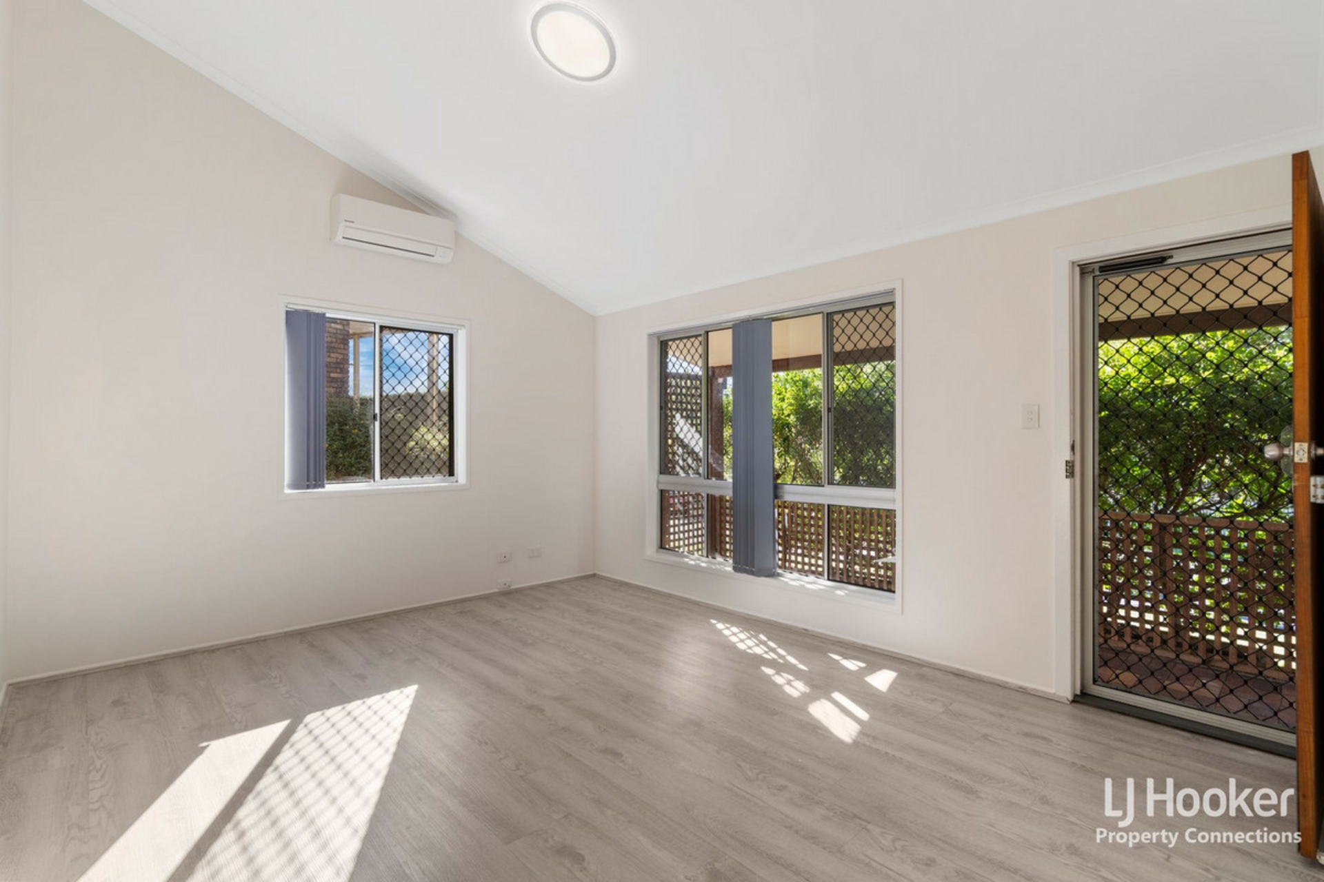 34 Gilford Crescent, ALBANY CREEK
