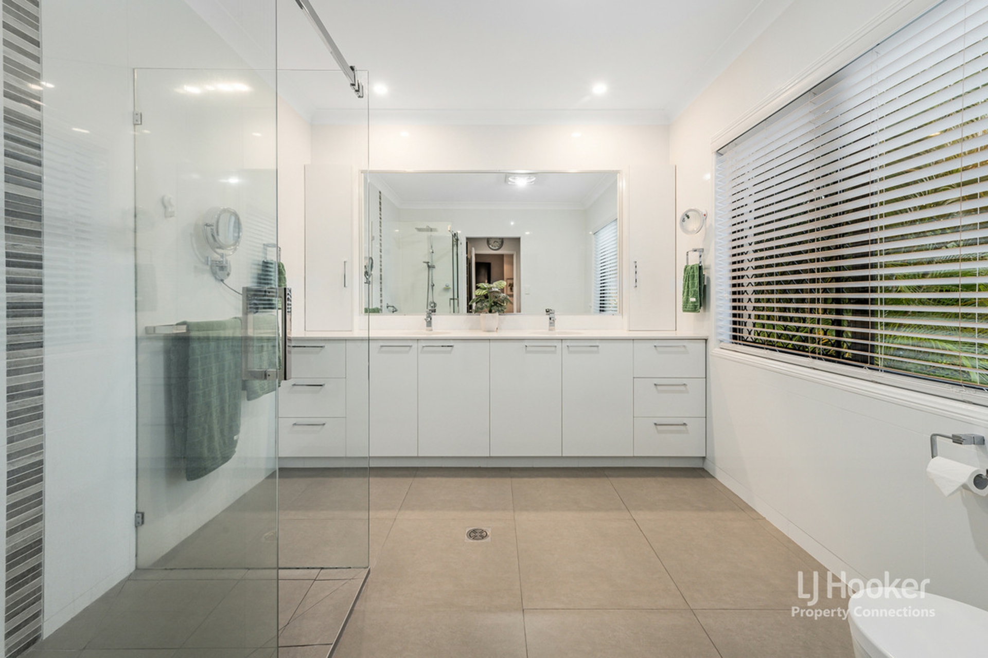 5 Rafter Avenue, ALBANY CREEK