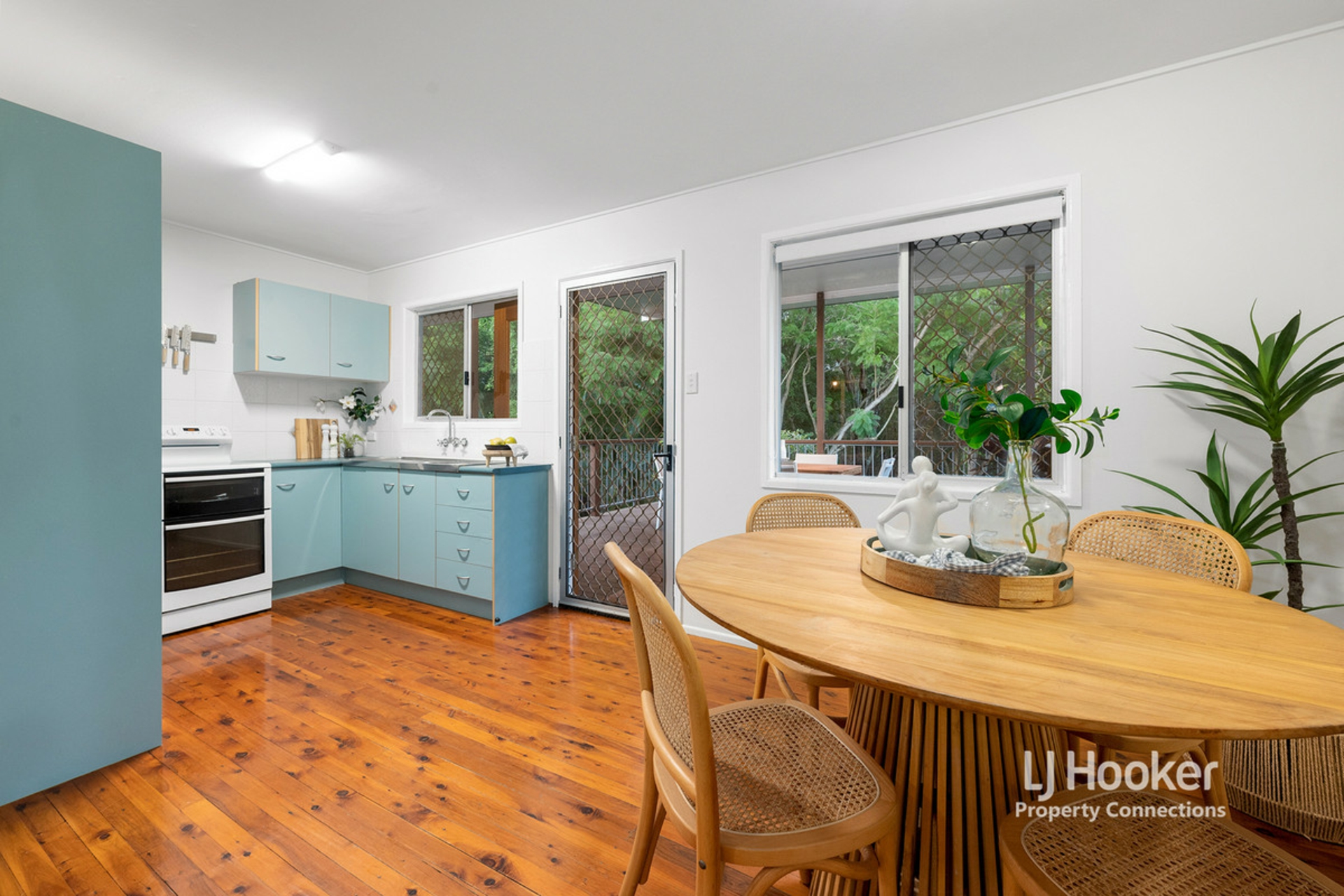 64 Folkstone Avenue, ALBANY CREEK