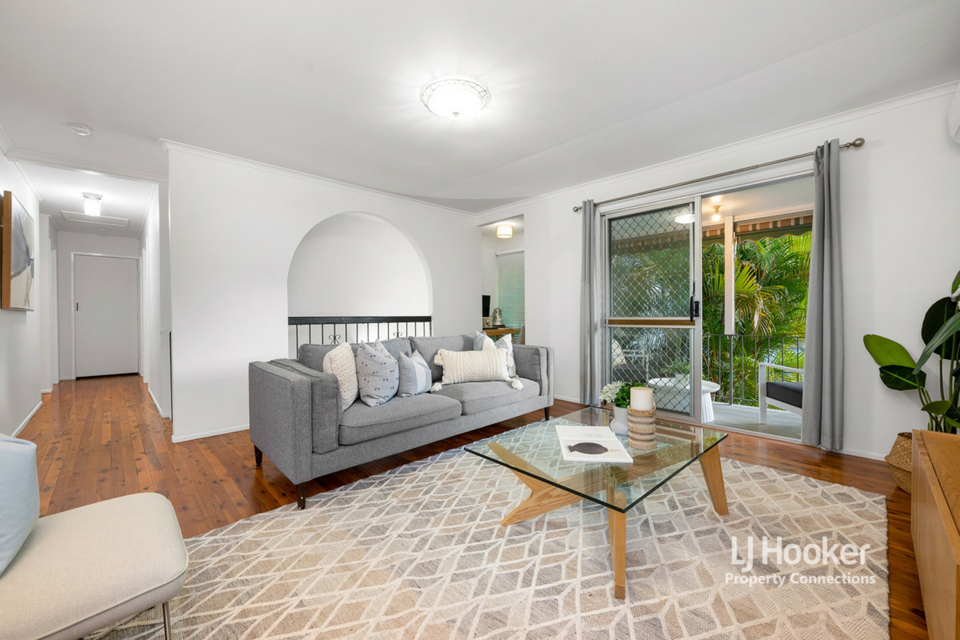 64 Folkstone Avenue, ALBANY CREEK