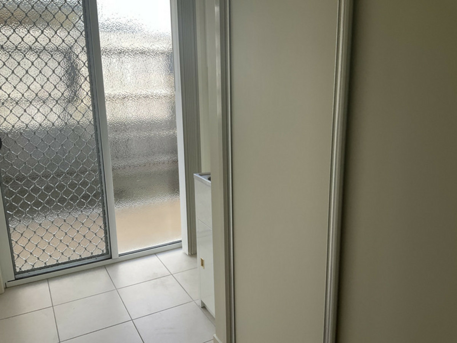 Warner, 4500