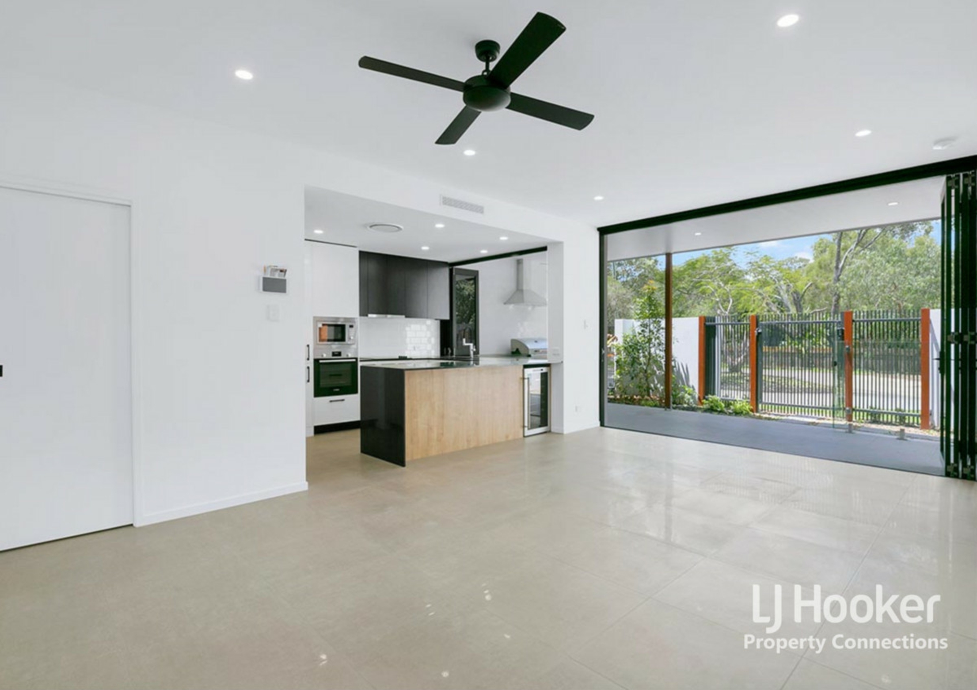 24/60 Leitchs Rd S, ALBANY CREEK