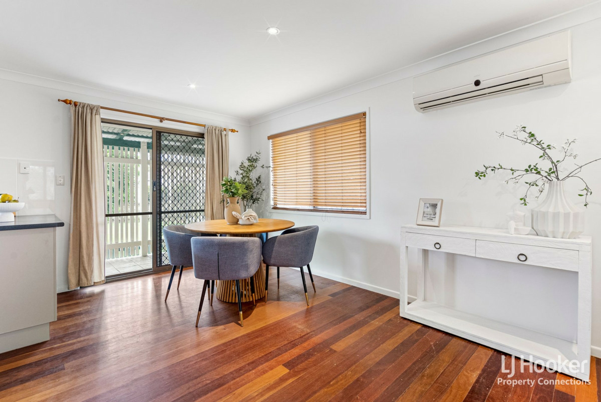 1 Folkstone Avenue, ALBANY CREEK