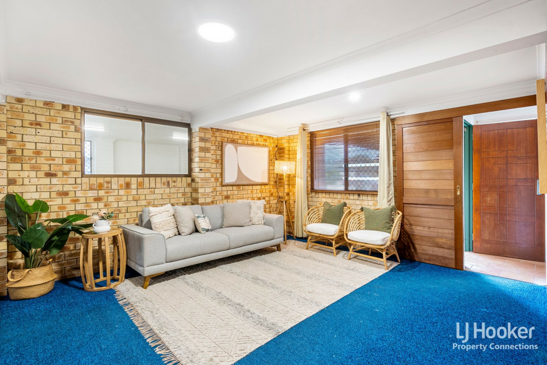 1 Folkstone Avenue, ALBANY CREEK