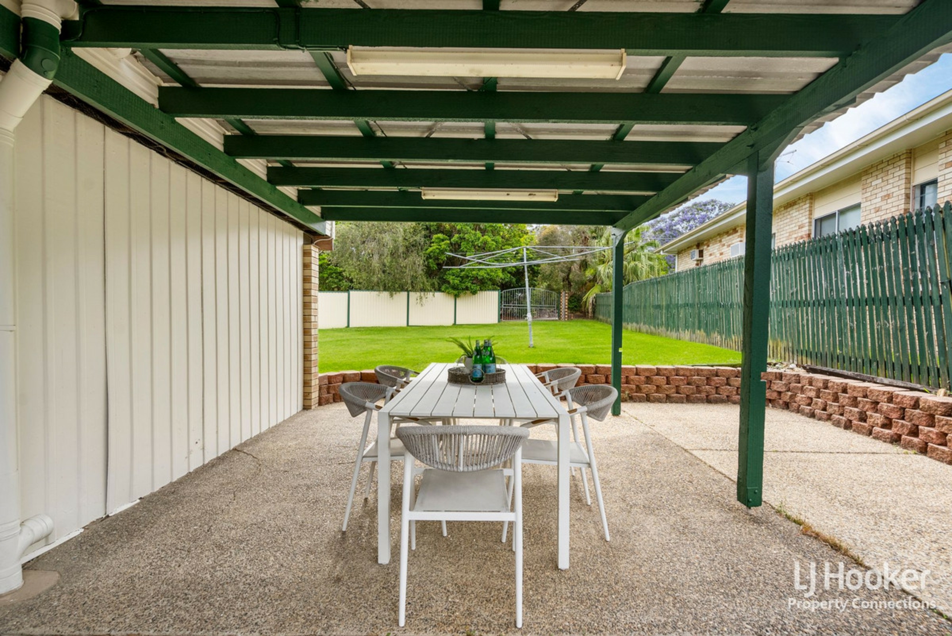 1 Folkstone Avenue, ALBANY CREEK