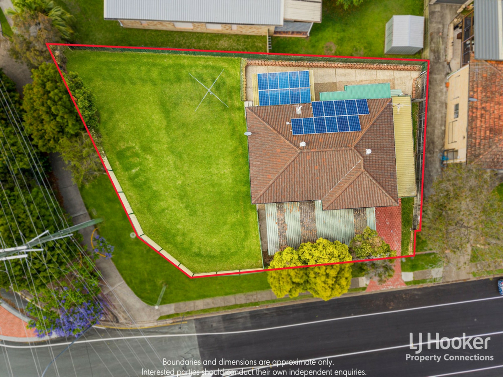 1 Folkstone Avenue, ALBANY CREEK
