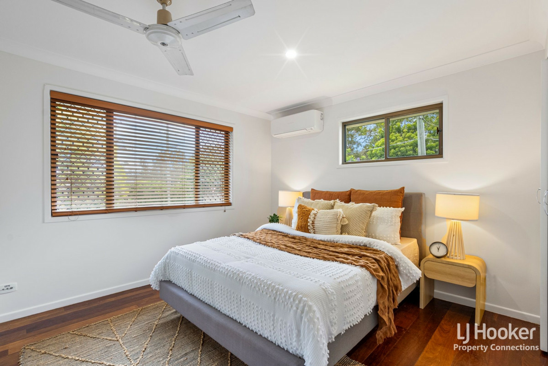 1 Folkstone Avenue, ALBANY CREEK