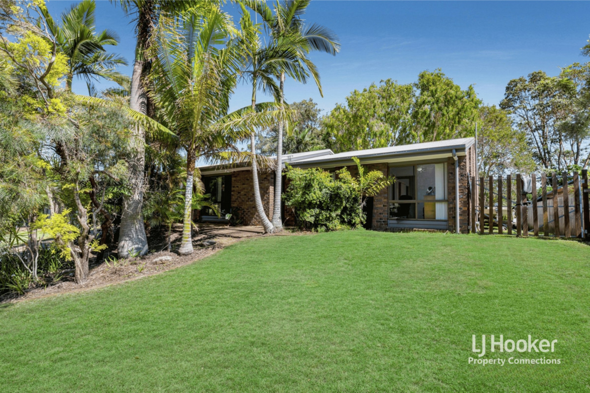 9 Flamingo Drive, ALBANY CREEK