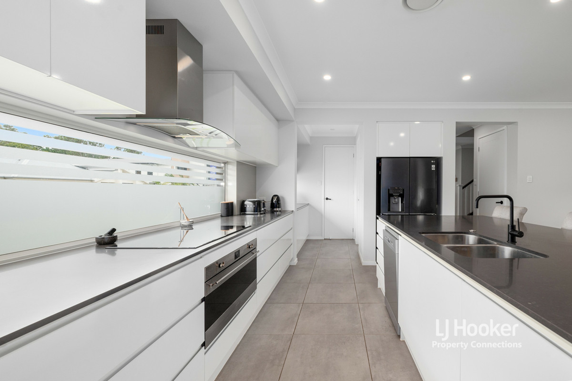 26 Desertrose Crescent, BRIDGEMAN DOWNS