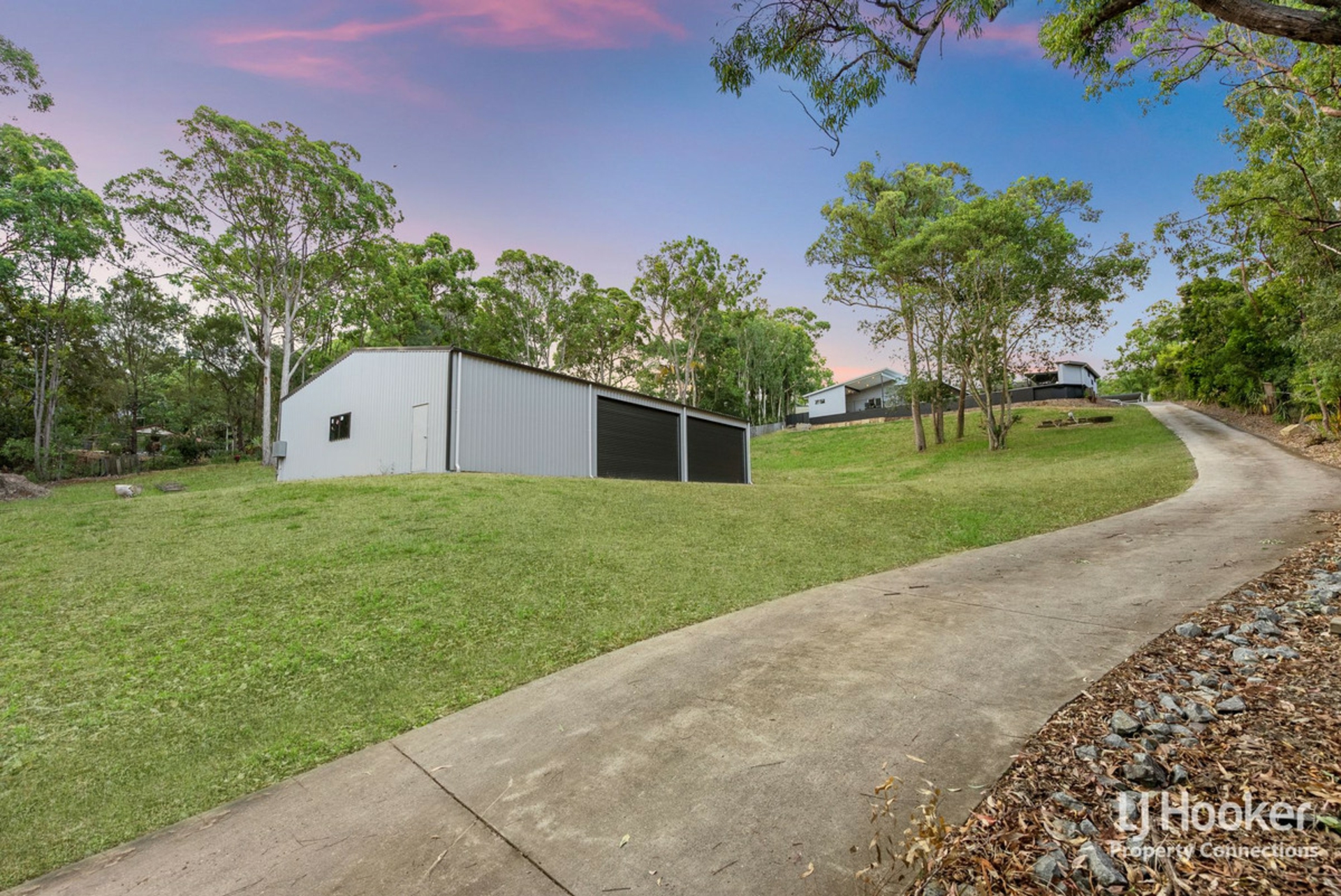 14 Raven Court, WARNER