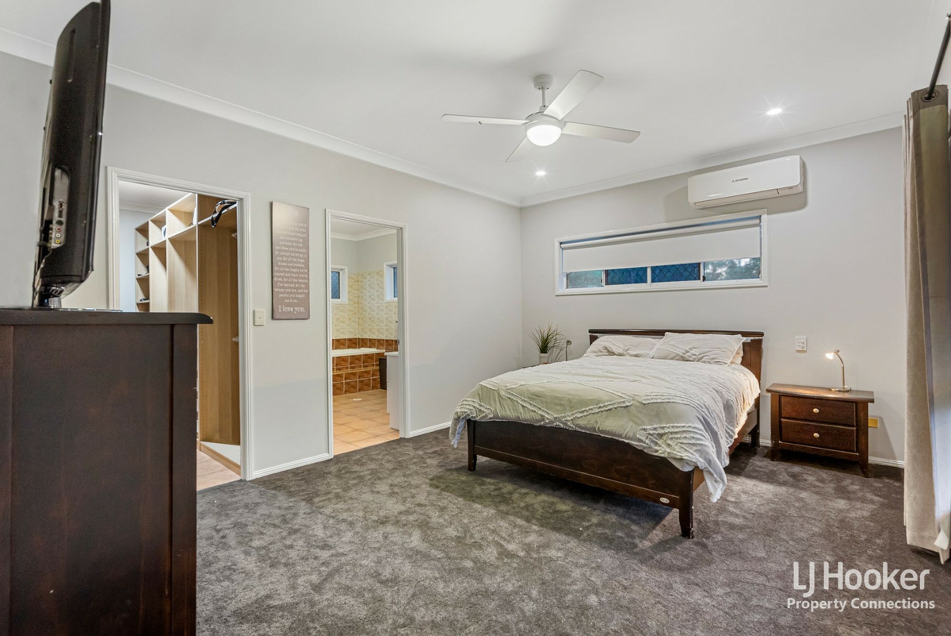 14 Raven Court, WARNER