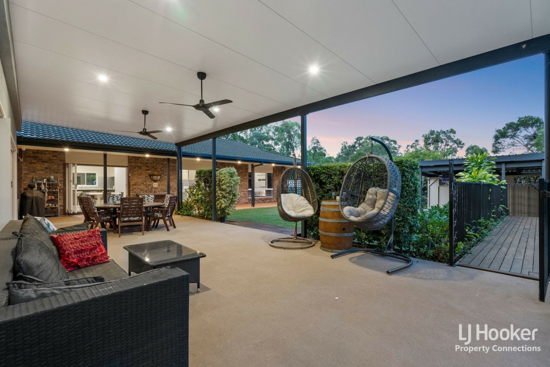 14 Raven Court, WARNER