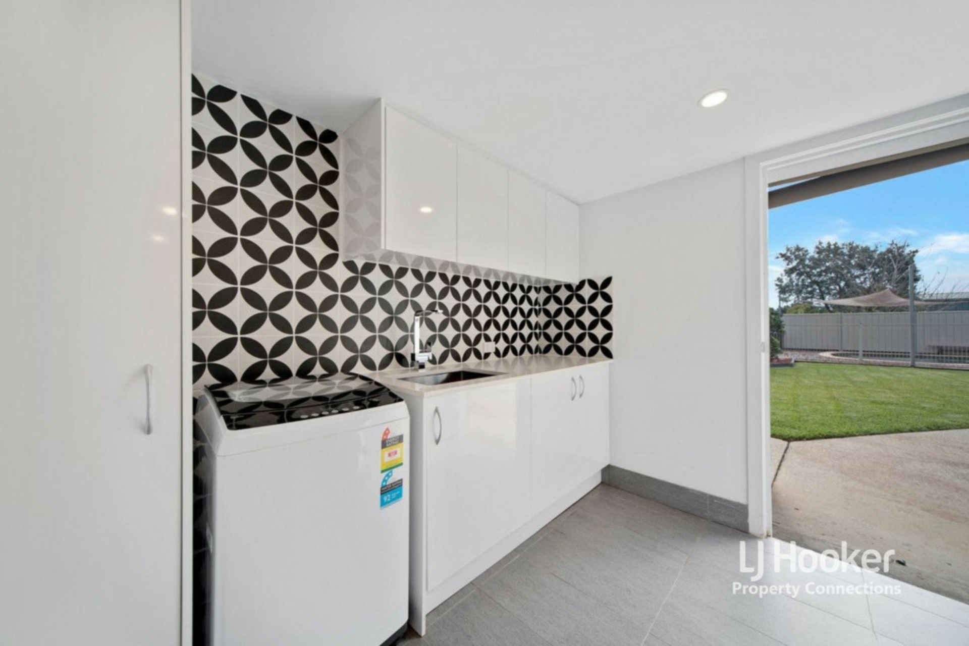 6 Willow Street, ALBANY CREEK