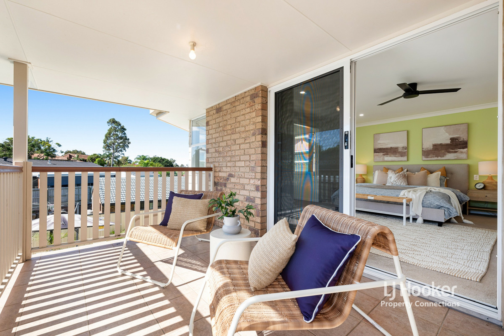 6 Simpson Court, ALBANY CREEK