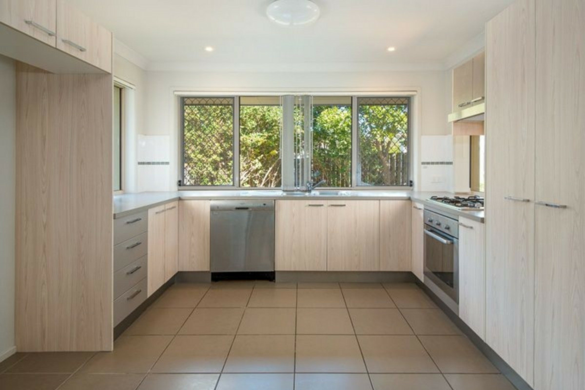 47 Waterlily Circuit, CARSELDINE