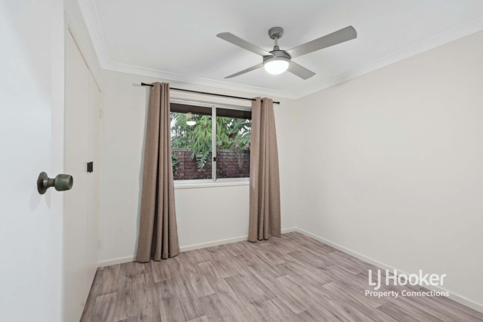 8 Pamir, NUDGEE