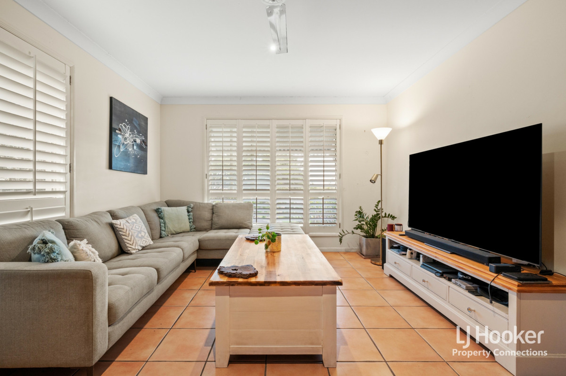 13 Bettina Court, EATONS HILL