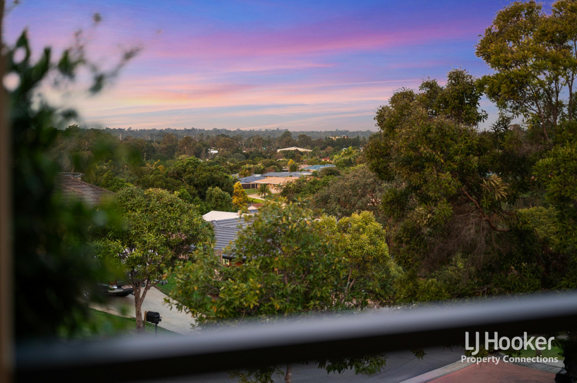 13 Bettina Court, EATONS HILL