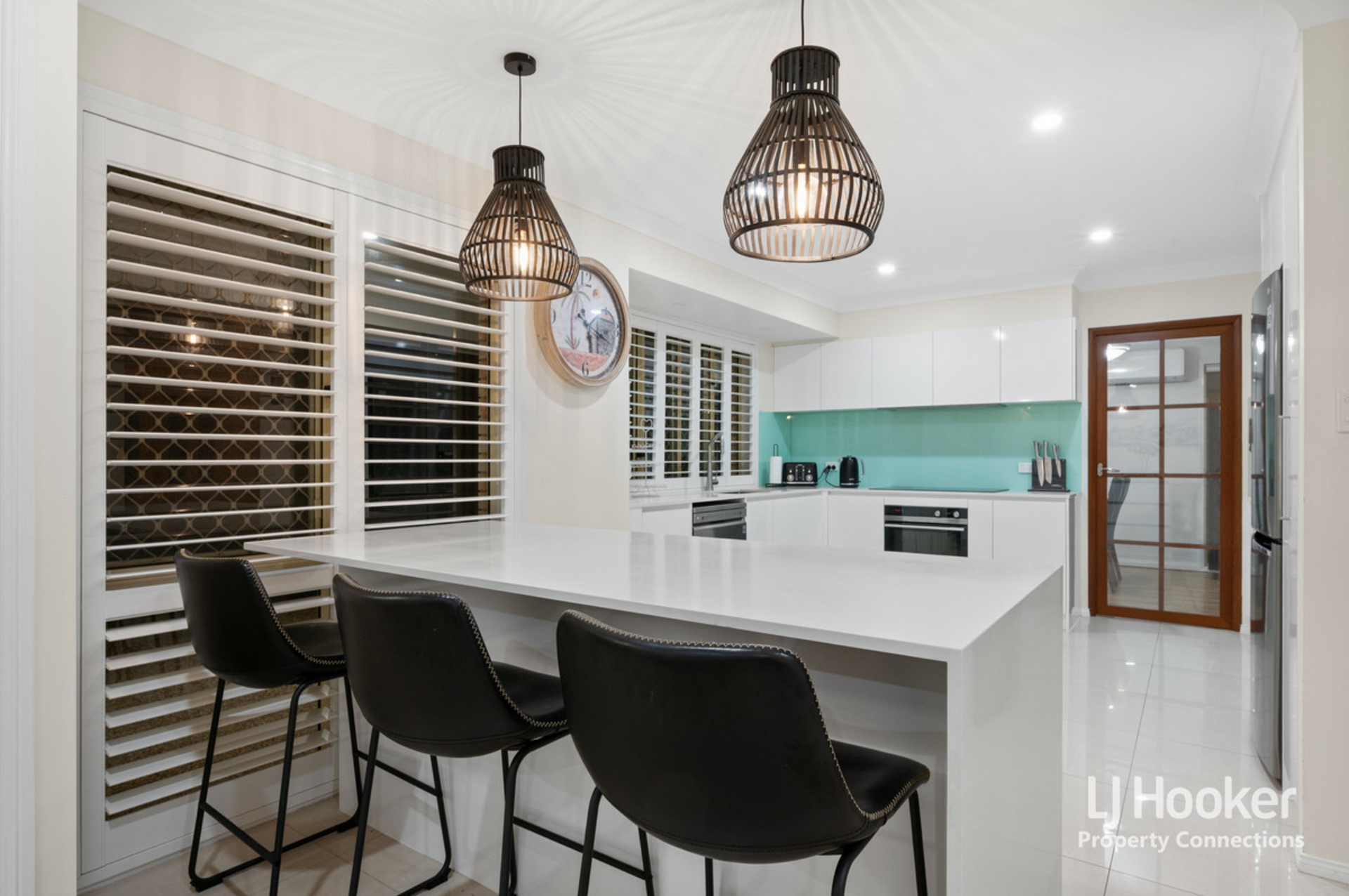 4 Monclair Court, ALBANY CREEK