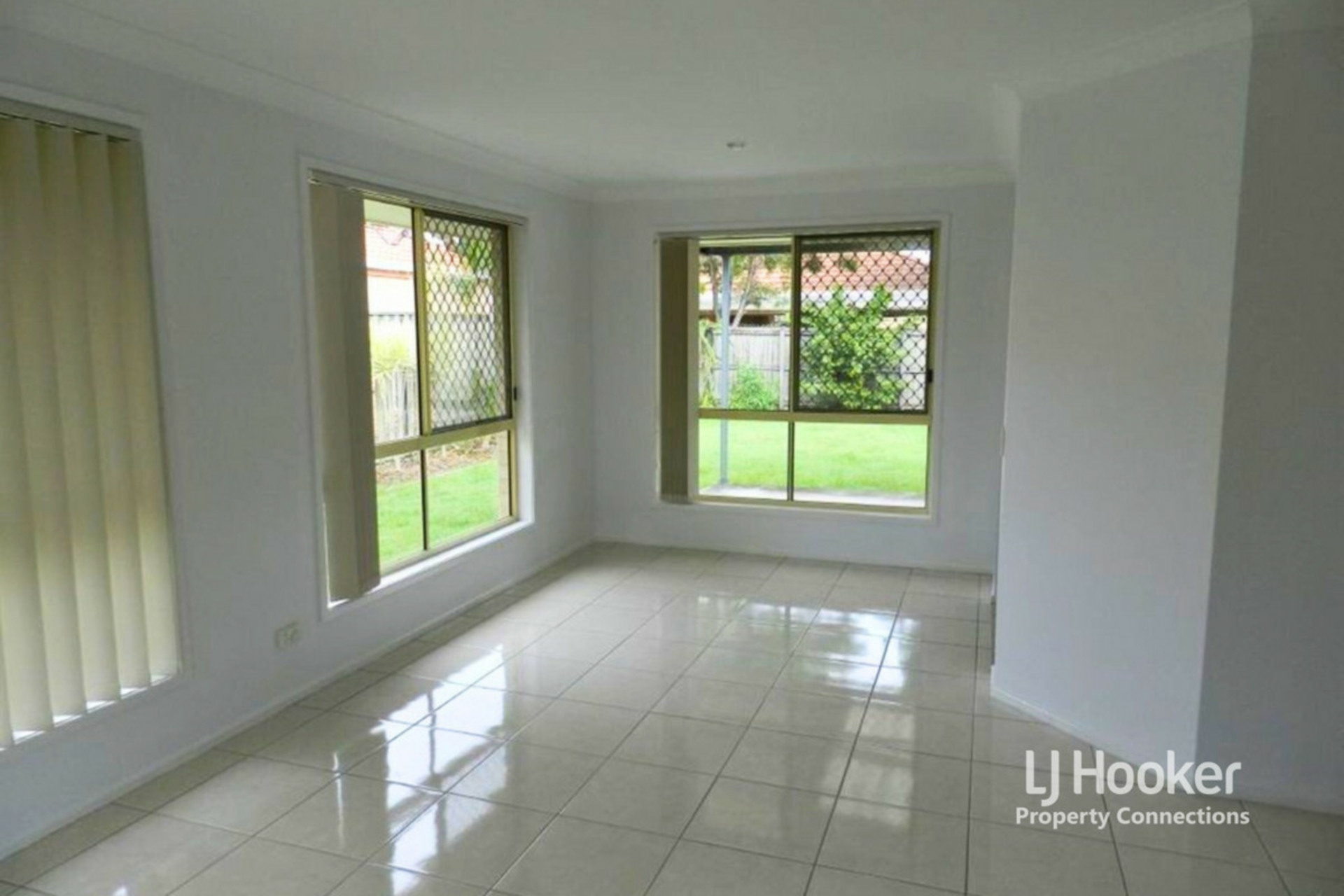 33 Johns Crescent, BOONDALL