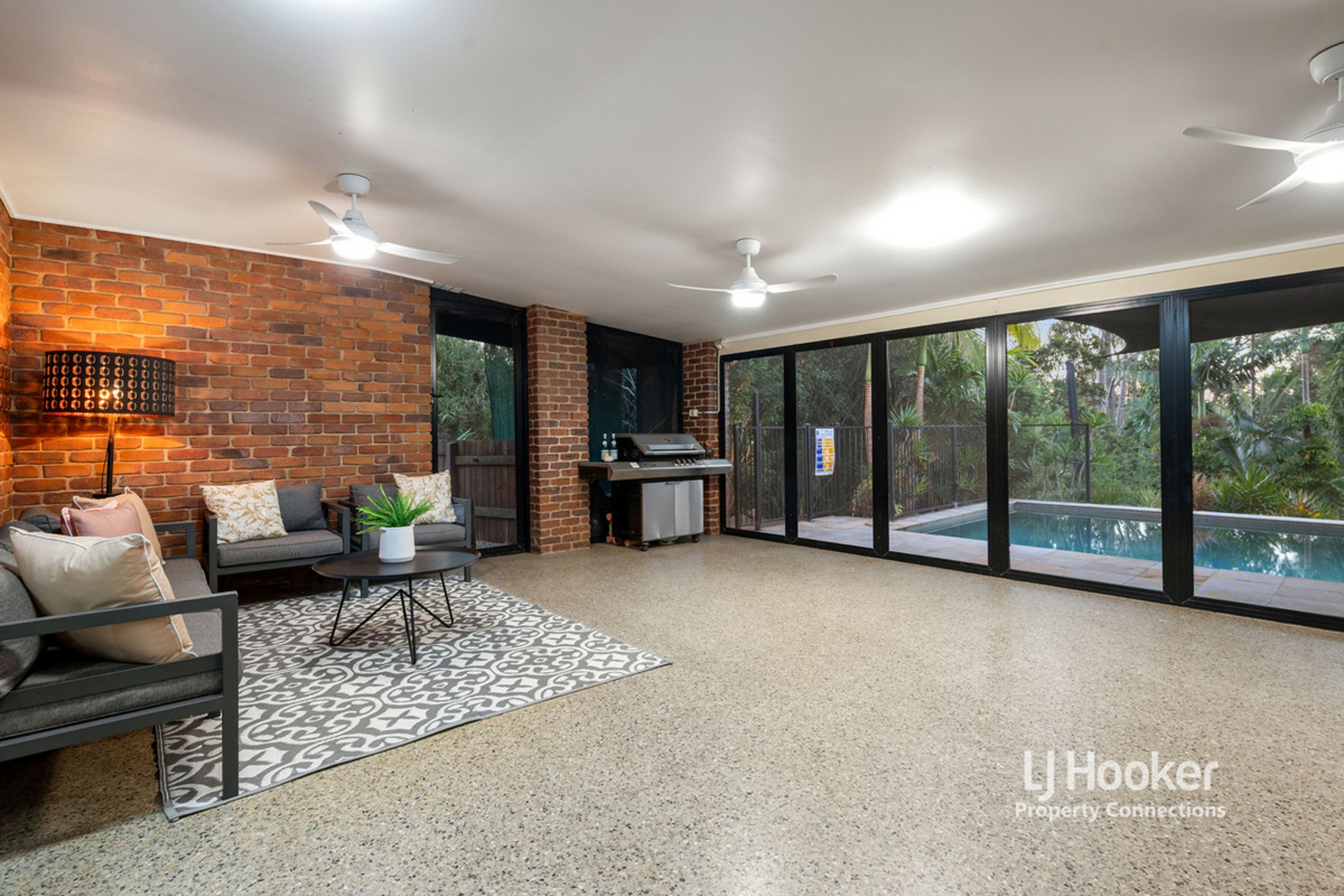 8 Sarah Court, Eatons Hill