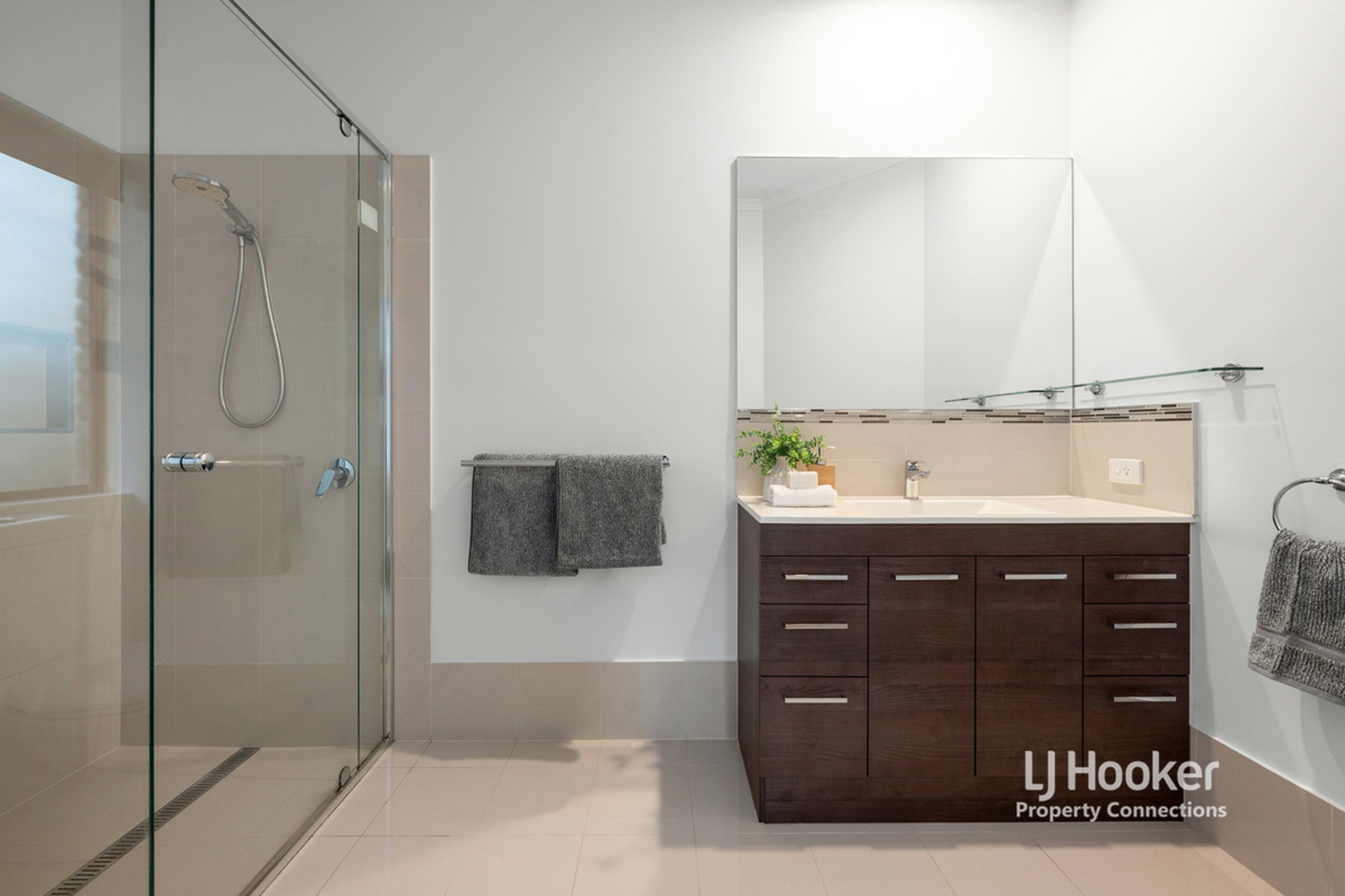 8 Sarah Court, Eatons Hill