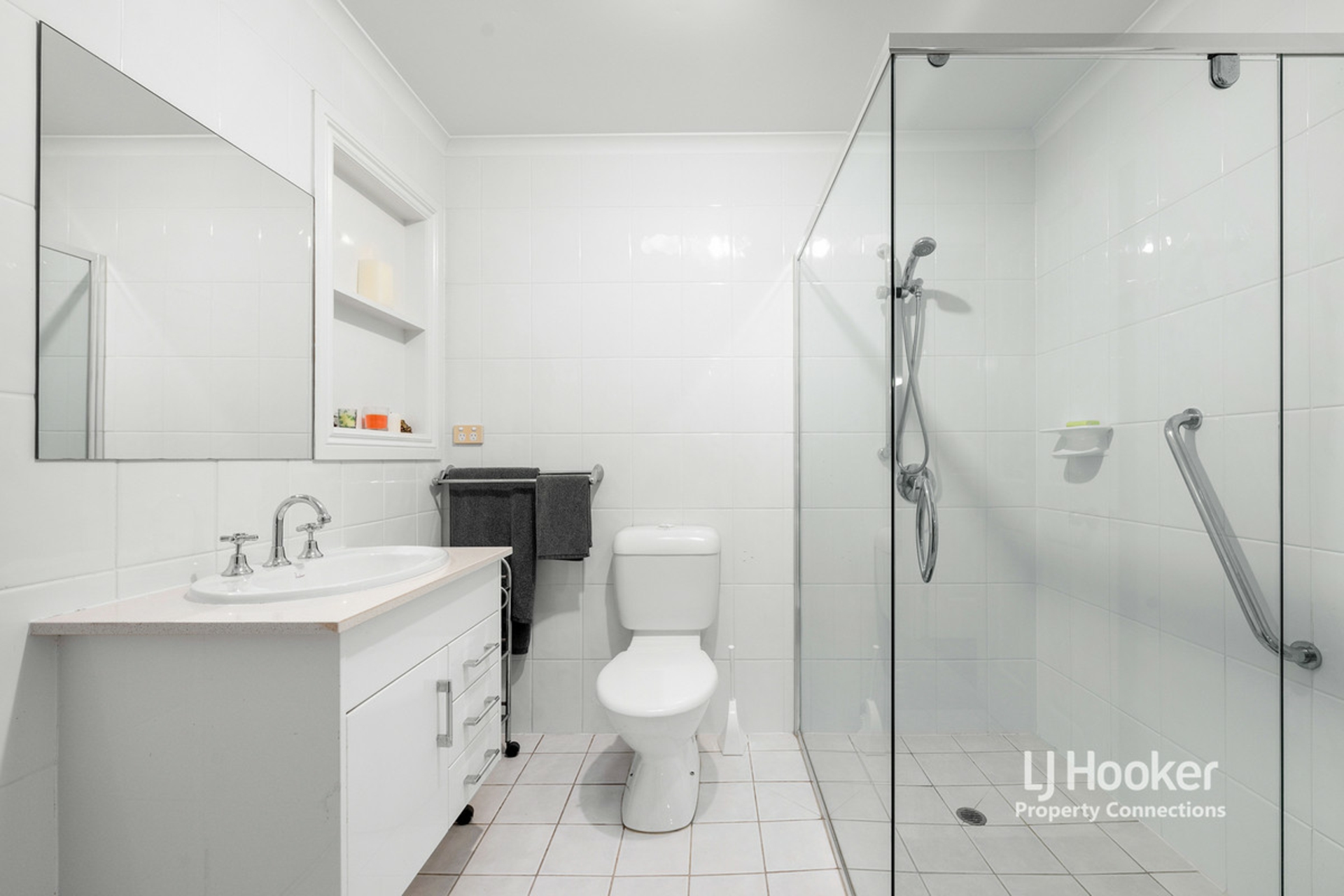 8 Sarah Court, Eatons Hill