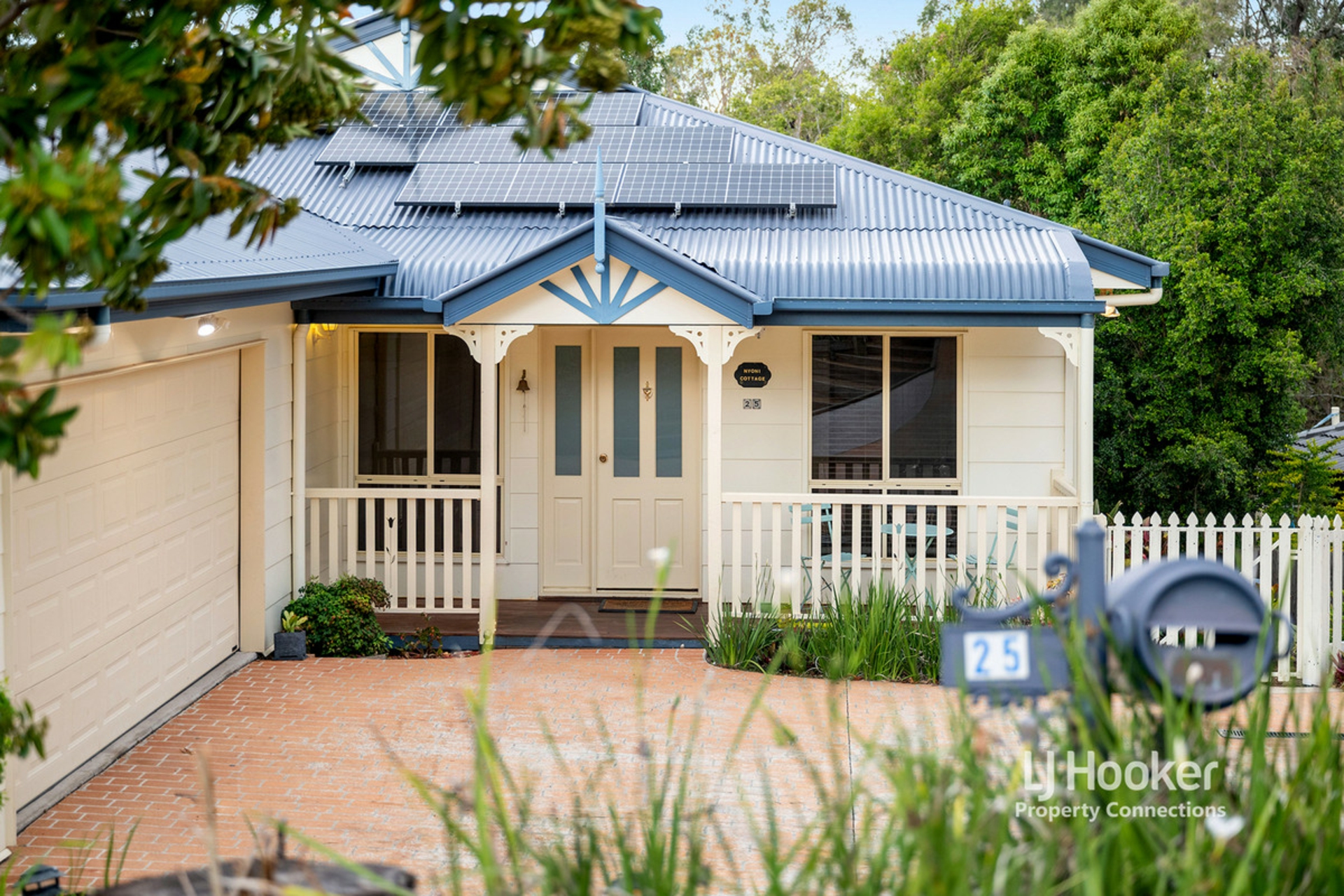 25 Silkyoak Way, ALBANY CREEK