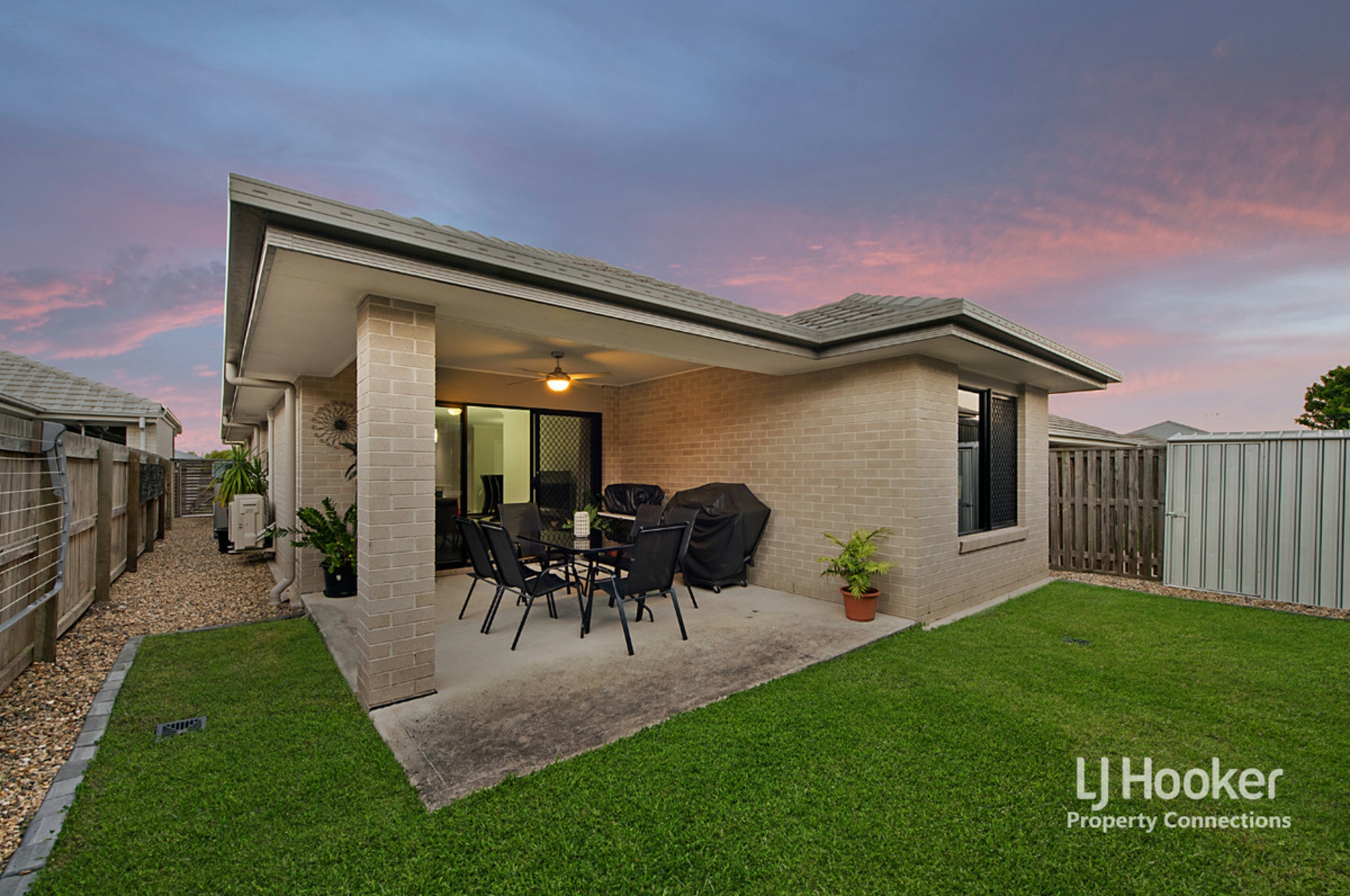 7 Cooloola Circuit, Warner