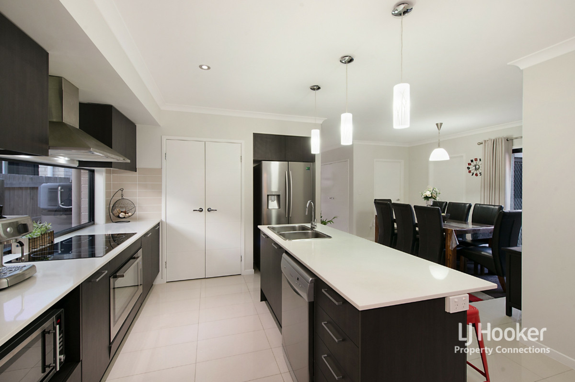 7 Cooloola Circuit, Warner